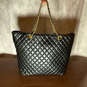 Large Chic Genuine Leather Quilted Tote Bag